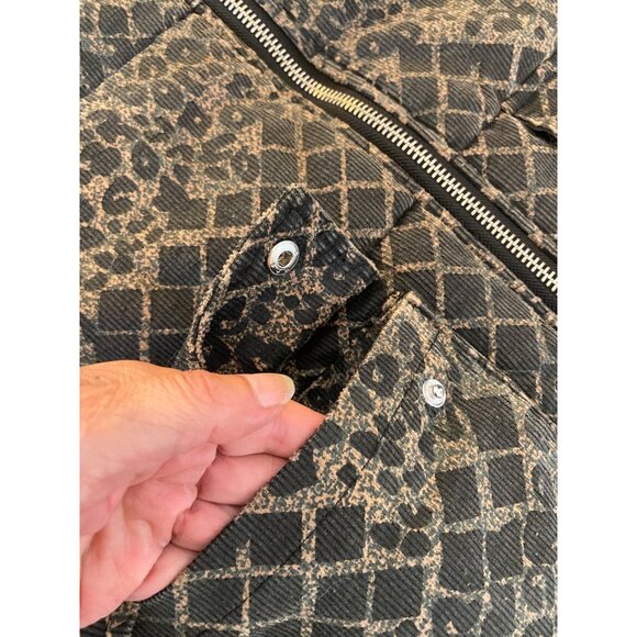 Urban Outfitters Animal Print Puffer Jacket Full Zip Snap Pockets Large - Picture 12 of 15